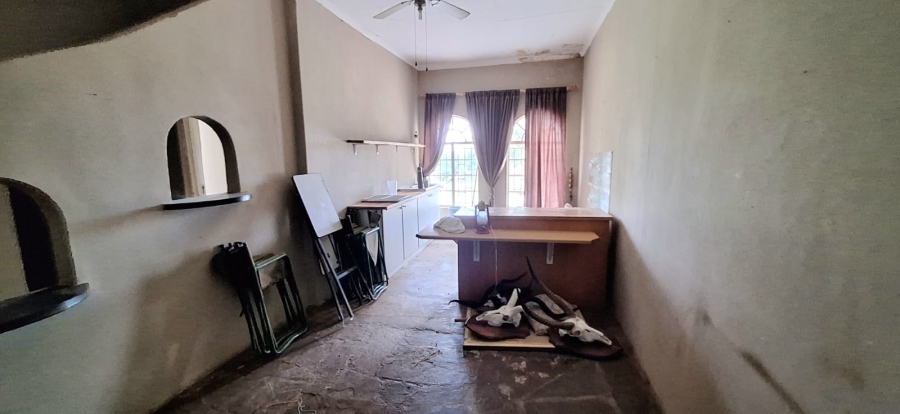 7 Bedroom Property for Sale in Swartruggens North West